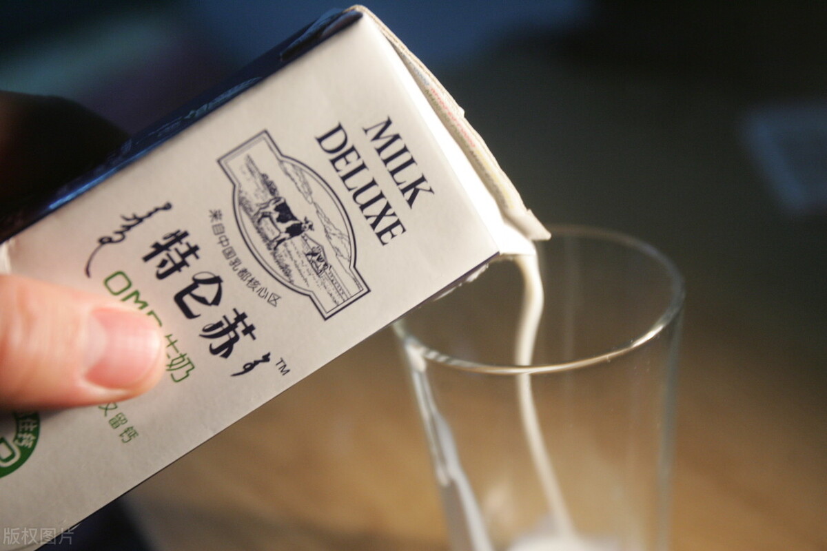 特仑苏纯牛奶图片(特仑苏卖沙子)