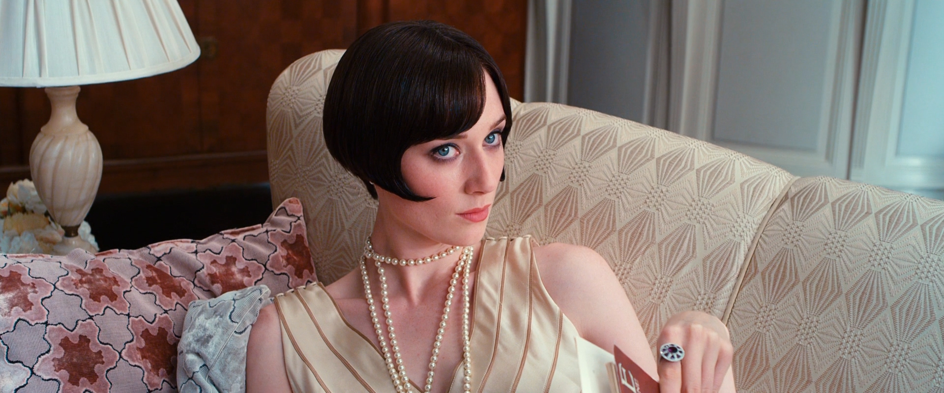 《信条》女主:气场三米八,"大超"跟她站一起都变萌弟的真女神