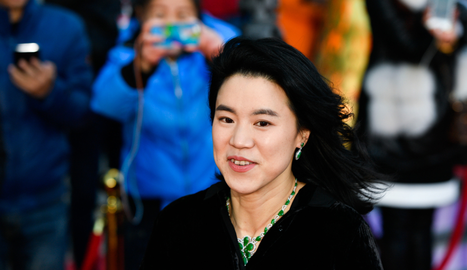 王楠个人资料介绍(王楠的风雨人生:患癌12年,富豪老公不离不弃)