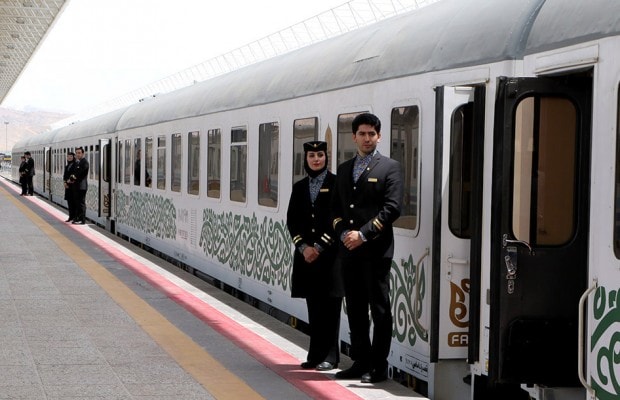 伊朗铁路系统：买票坐火车和我国有何异同？伊朗也有“12306”
