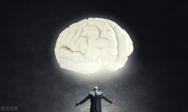 真正成熟的人，相处不累，懂分寸、知进退，不消耗彼此，静水流深却温暖长久