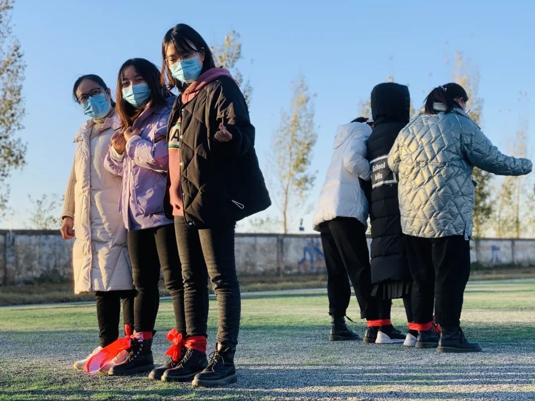 郑州市第一二五中学教职工的趣味运动会(图5)