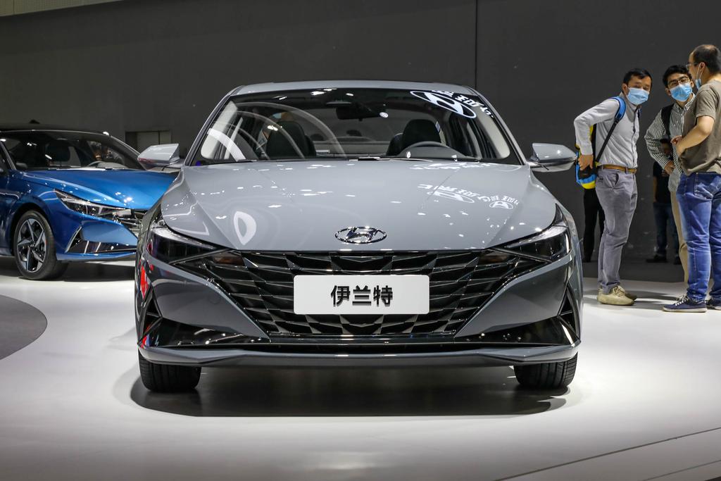 第七代伊兰特来了，1.5L发动机+5.4升油耗，这车适合家用