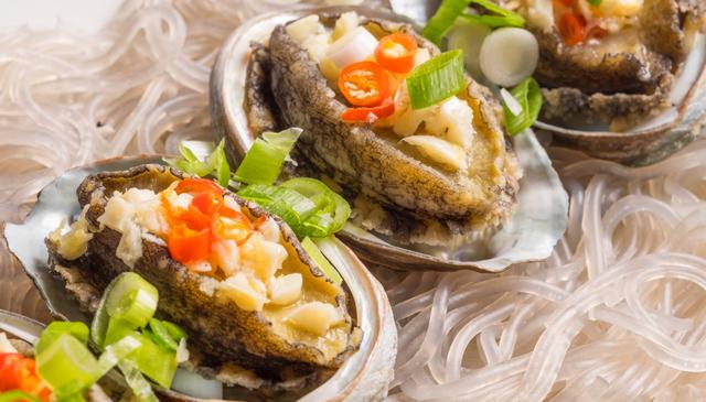 鲍鱼的做法最好吃最简单(新鲜鲍鱼5种最好吃的做法，简单美味又下饭，看看你喜欢吃不？)