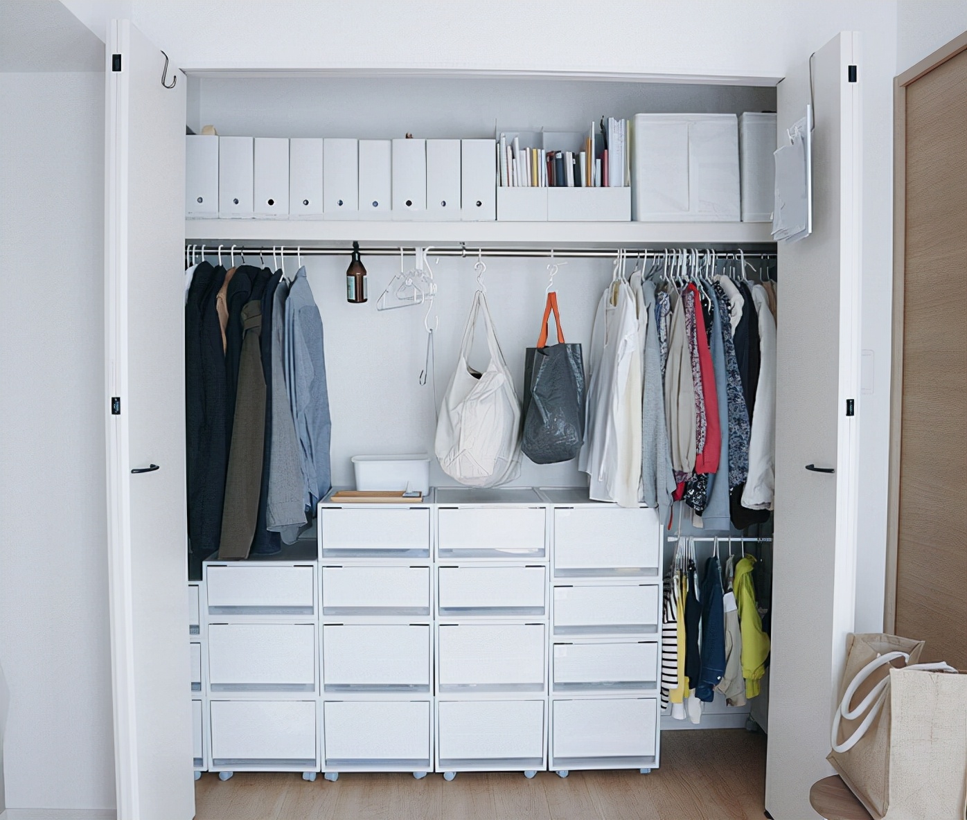 如何打造日式衣柜?