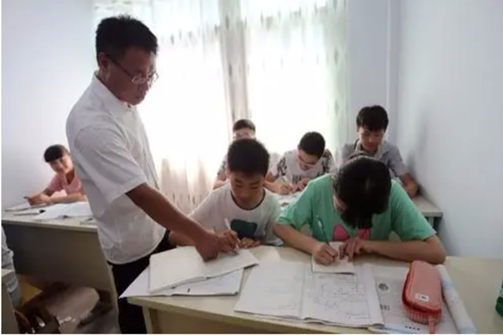 开学之际，老师让家长填写职业信息，是用心良苦还是别有用心？
