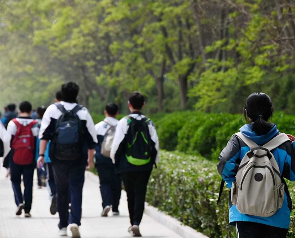 4其实非常吉利(在中国古代传统文化中，6和8并非最吉祥的数字，到底哪一个才是？)