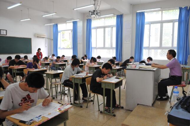 2021高考倒计时，考场中应该知道的“小细节”，提前了解不吃亏