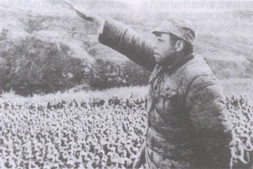 十大元帅40岁时是何身份：林彪是司令，陈毅是军长，贺龙挖野菜