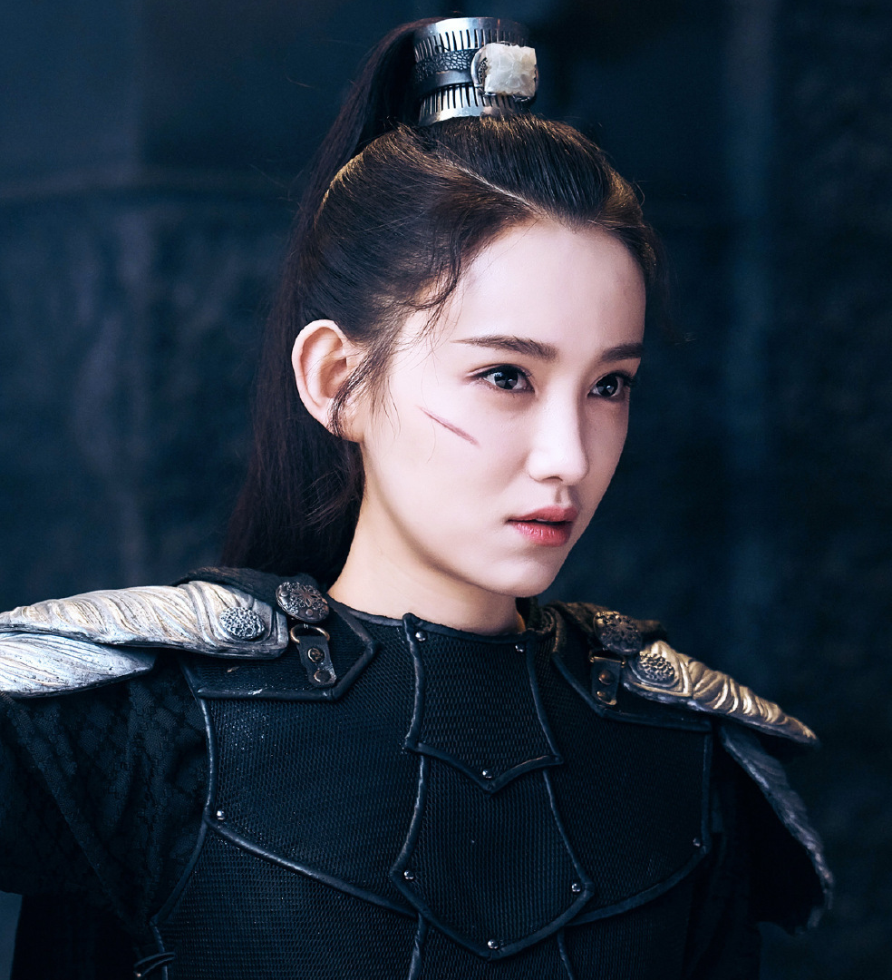 《司藤》女二沉银灯，搭档尼坤饰演女主角，也出演了肖战杨紫的新电视剧。