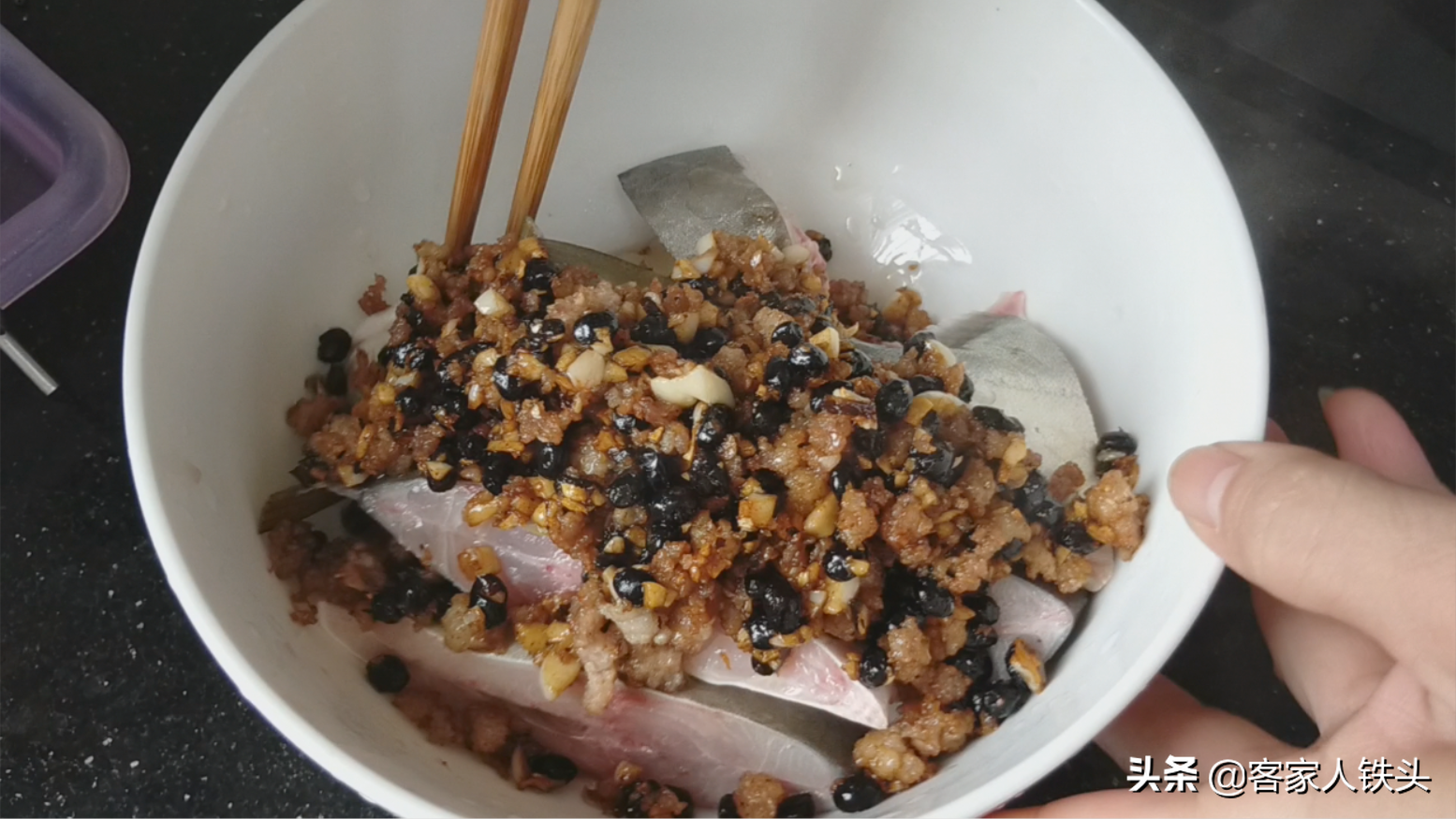 做金鲳鱼别直接下锅，多做一步，出锅香气四溢，孩子说明天还要吃