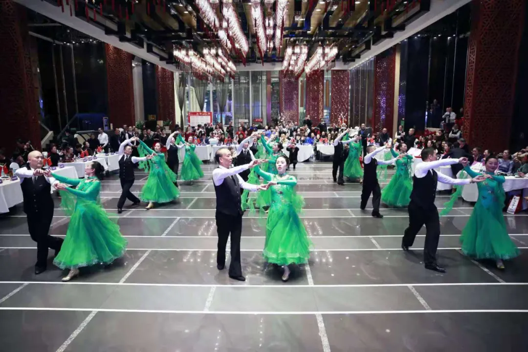 四川省健身交谊舞地区工作委员会及会员单位新春汇报展演活动