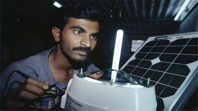 印度的高考有多难？考上印度理工学院，就能成为世界级精英