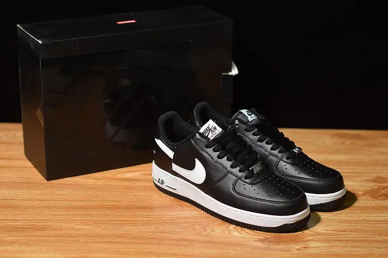 能把自家Logo玩出万般花样的，也只有Nike了吧！