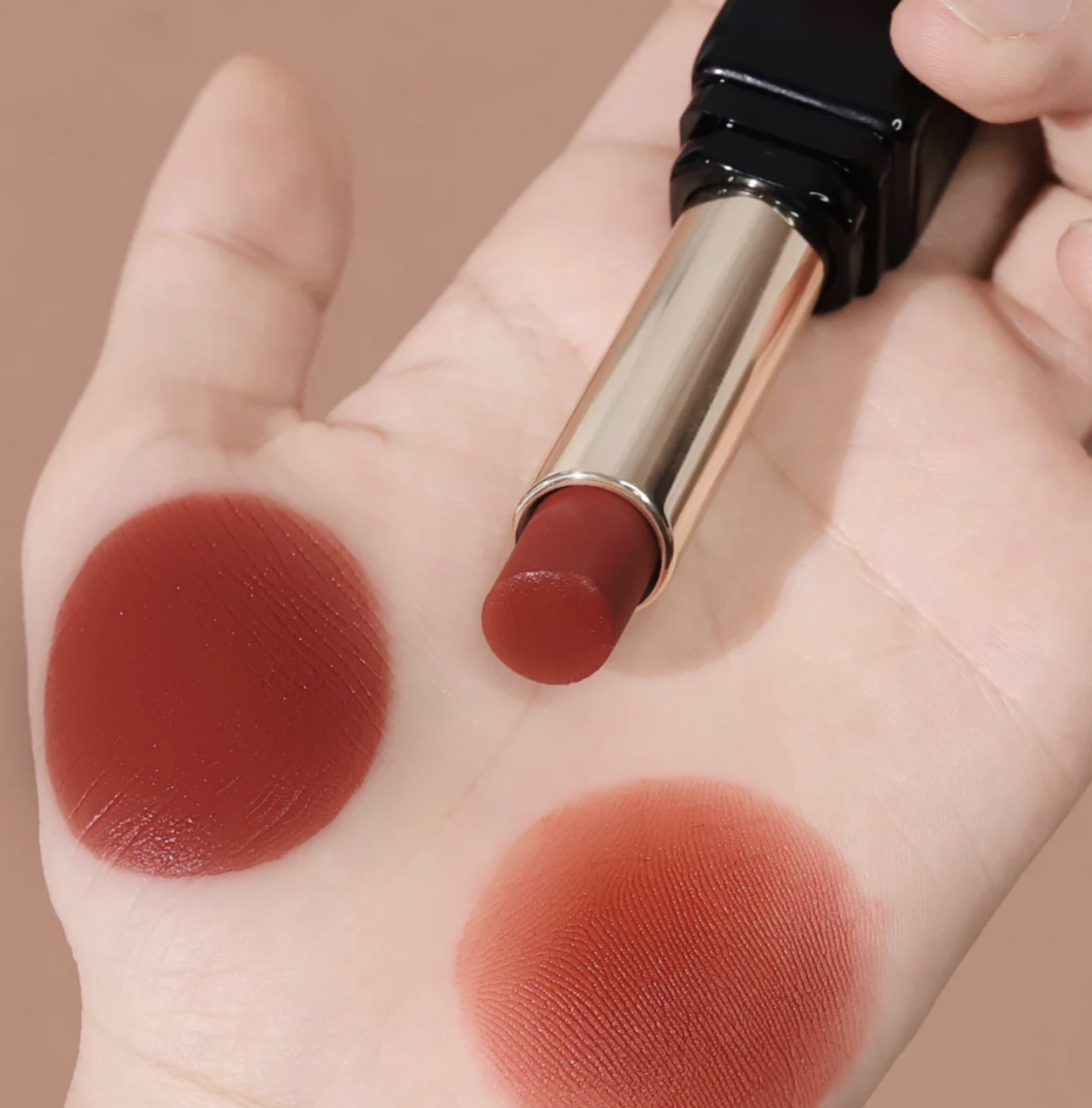 口红图片(4只经典) - 赤虎壹号
