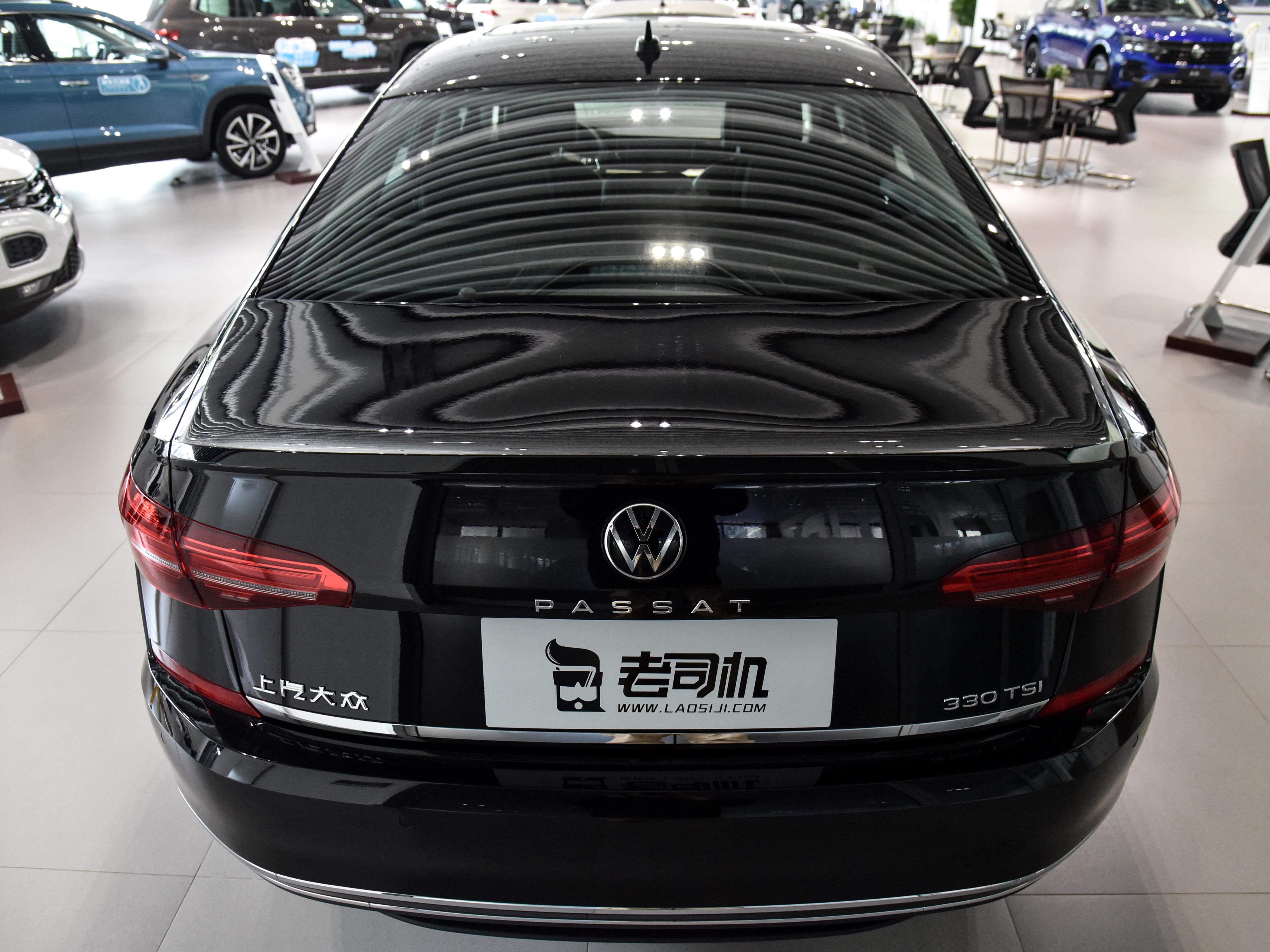 合资b级热销车,空间领先外观稳,油耗6.3l,带你看大众帕萨特