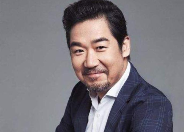 两任妻子一不改嫁一未生子，数次替儿子道歉，张国立的悲喜往事