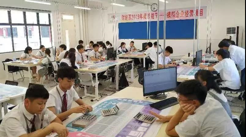 这所冷门学校，毕业生月薪过万，中年人看完想回炉重造