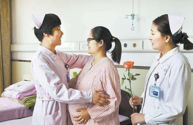 “一个月才挣4000，凭啥住上万的月子中心？那是有钱人标配”