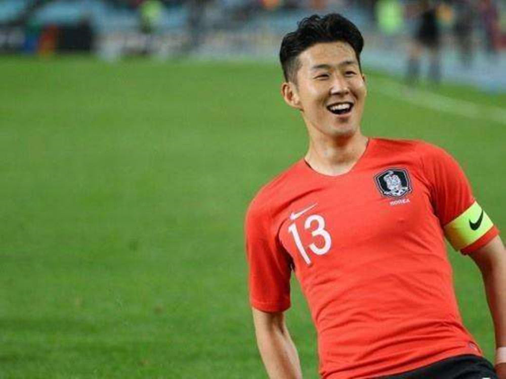 全北现代对蔚山现代今天直播（18点直播！亚冠韩国内战，全北现代VS蔚山现代，亚洲顶级强队较量）