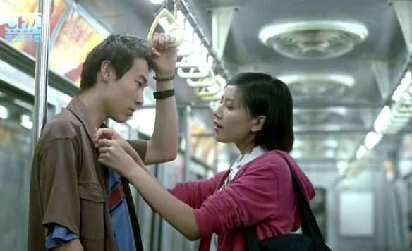 高圆圆上学时期到底有多美？班主任：至少有10多个男生都在追她