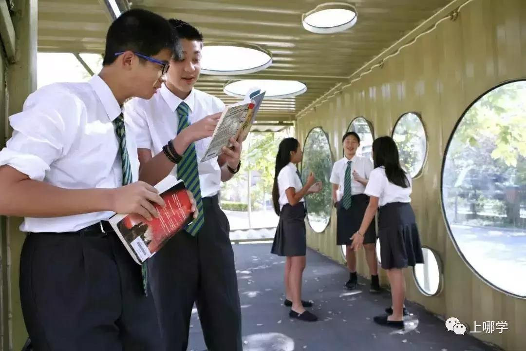 上海这10所私立学校校服太漂亮了！每一张都是高颜值