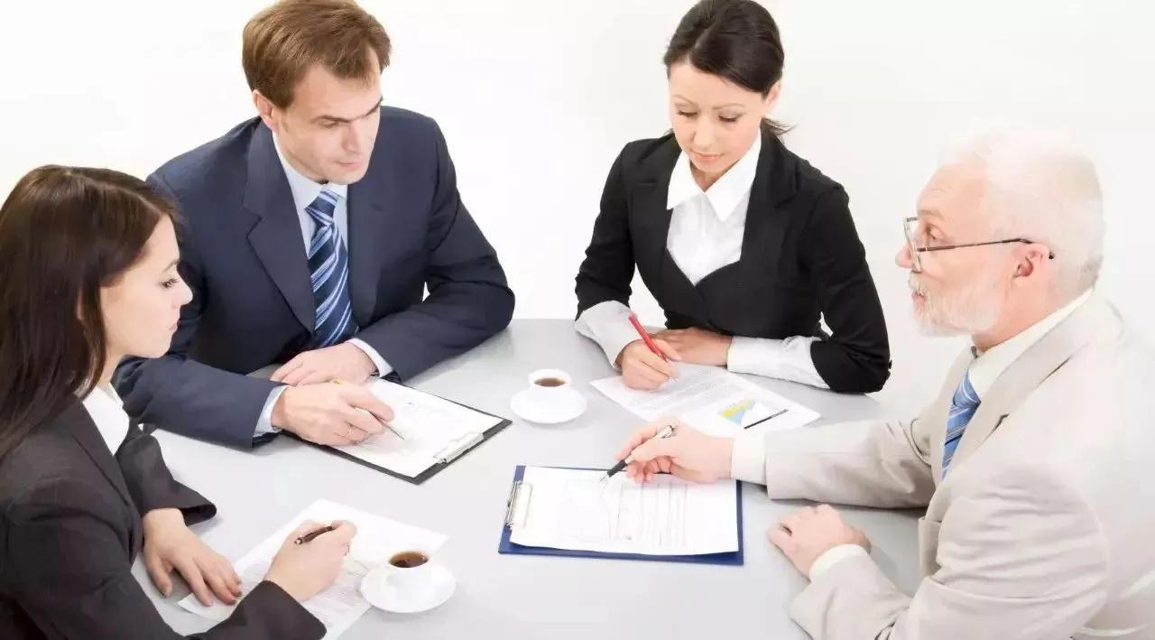 会计师是什么？做会计师需要需要财会专业吗？这本书告诉你答案