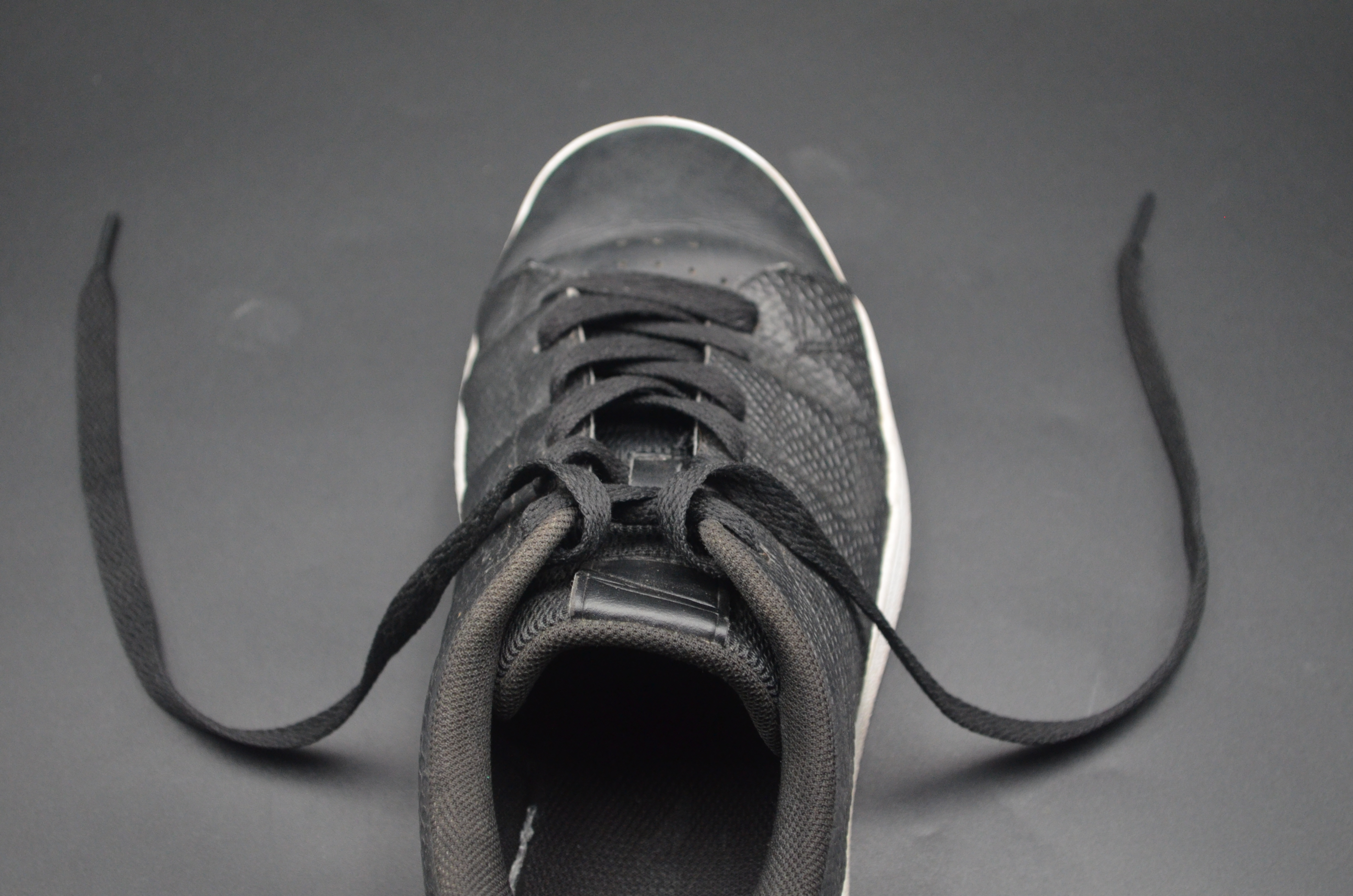 运动时鞋带老是松动？教你一招双蝴蝶结鞋带系法，美观又牢固