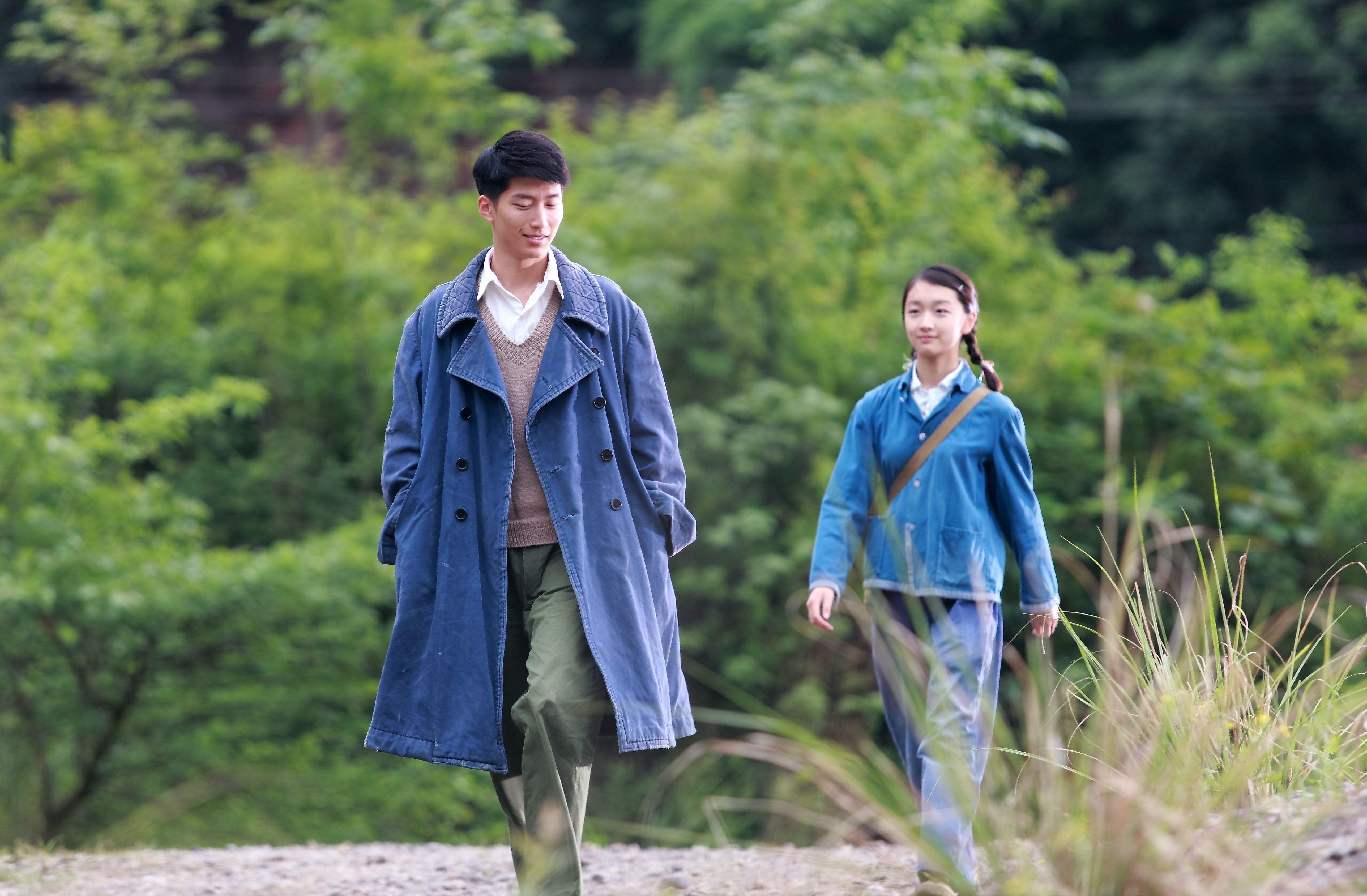 浅析《山楂树之恋》爱情观:冲破时代精神禁锢,成就唯美一生爱恋