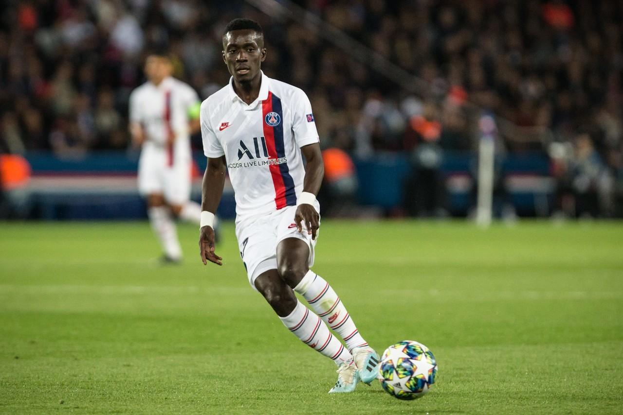 法甲冠军里尔阵容(阔别十年里尔再夺联赛冠军,10/11赛季的那支夺冠