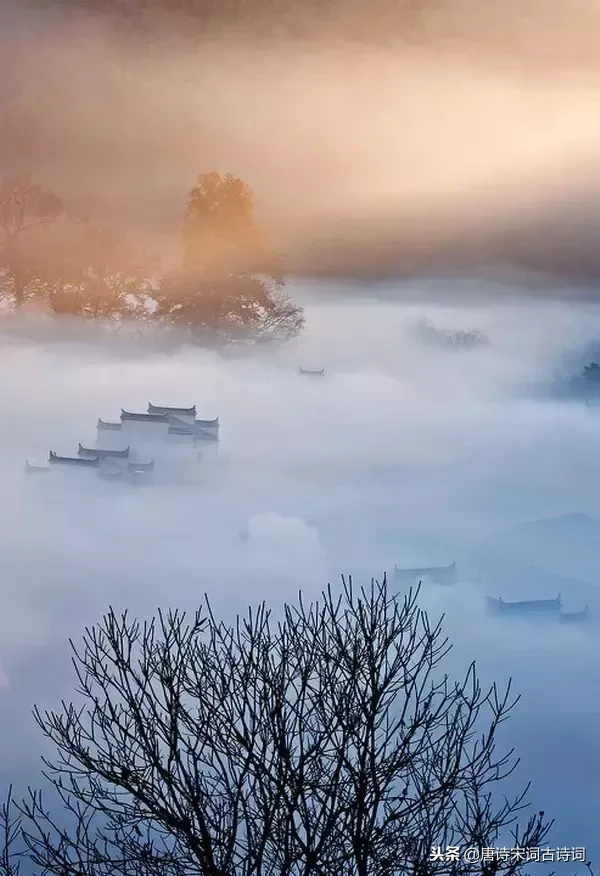 风也萧萧，雨也萧萧，瘦尽灯花又一宵