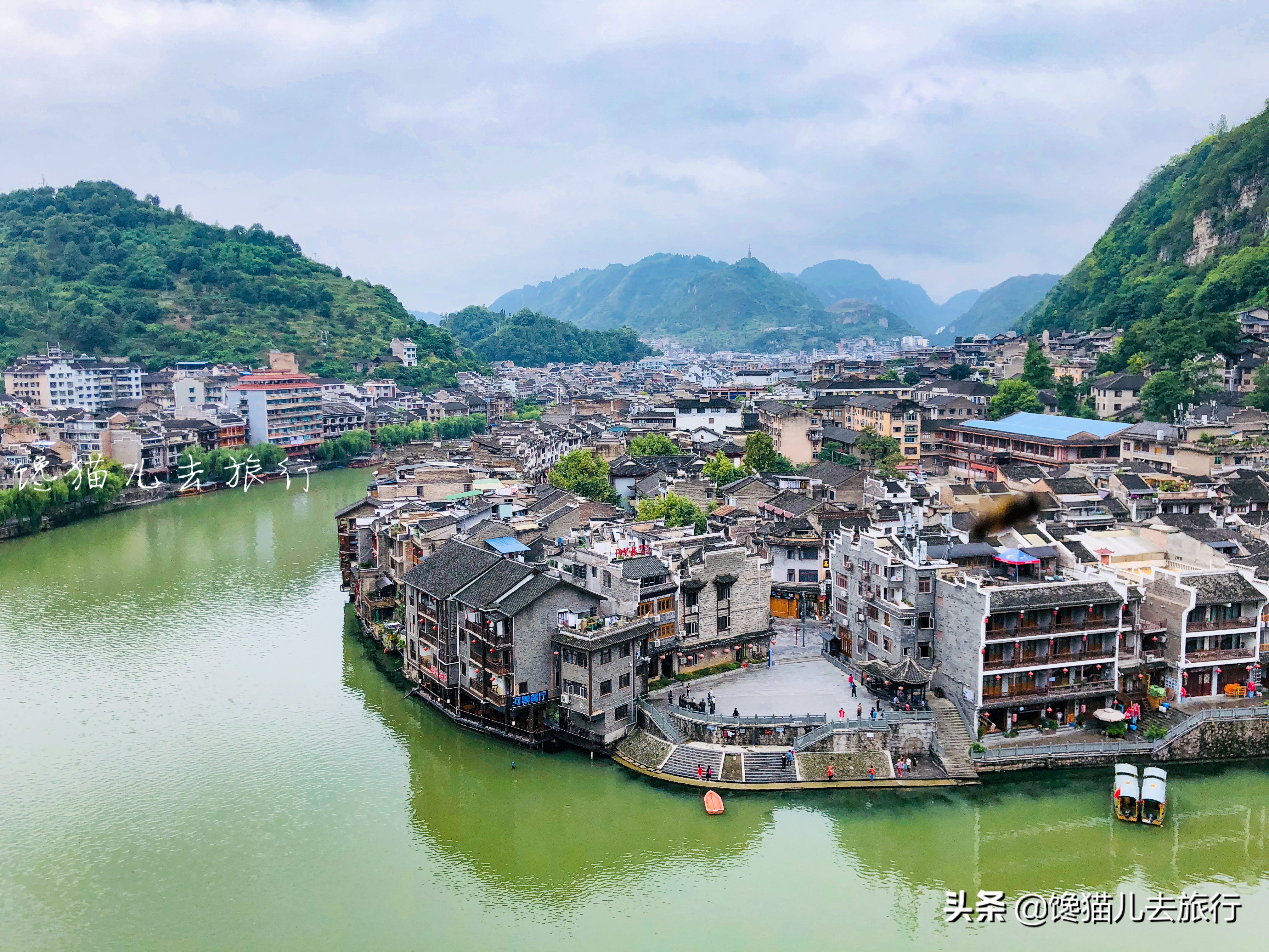 贵州早就该成为热门旅游地了，但确实不适合旅行团，更适合自由行