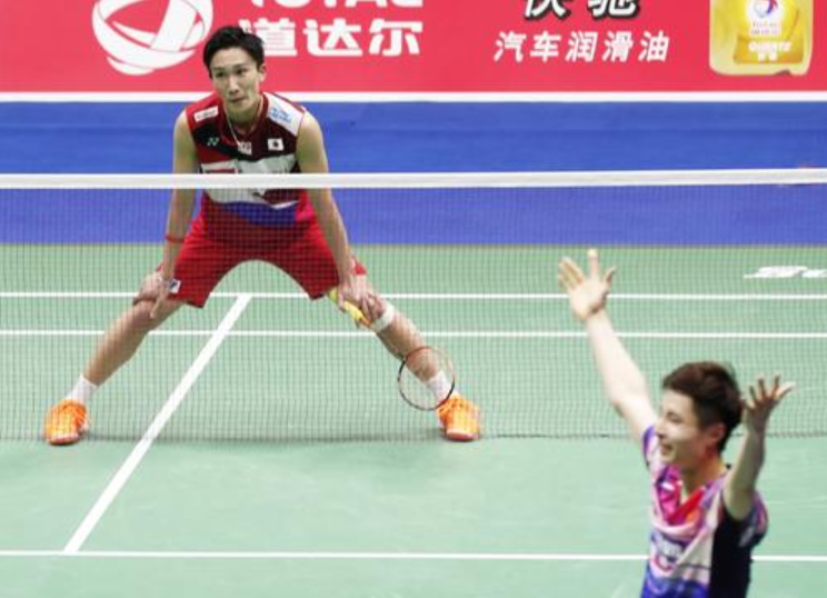 如何評價中國羽毛球隊選手石宇奇（日媒贊石宇奇是偉大運動員，撼動桃田賢斗地位，世錦賽令人不安）