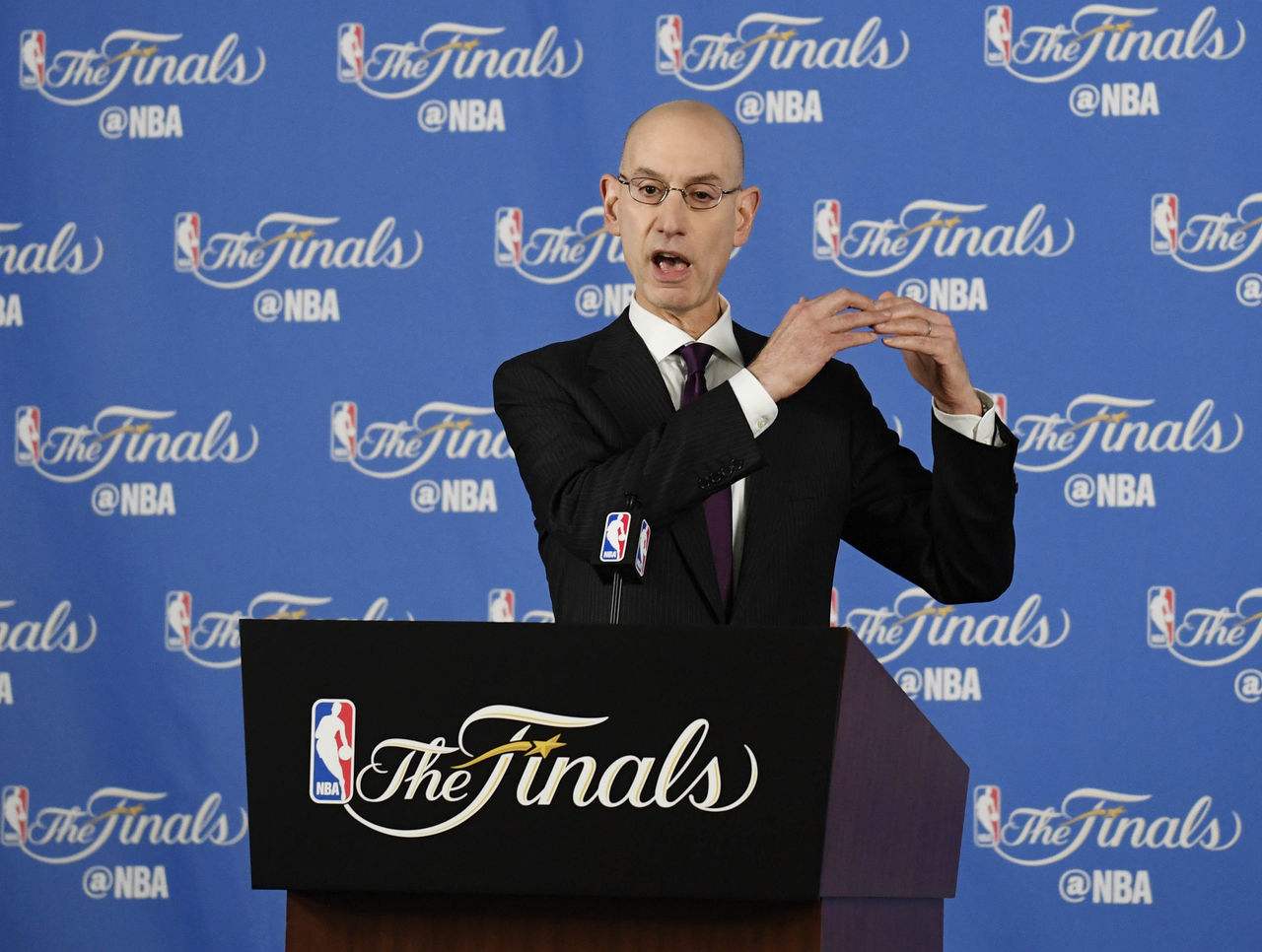 nba为什么没有广告（营收95亿创历史新高！NBA失去中国市场，收入为何不降反增？）