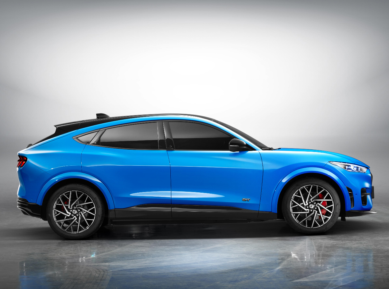 26.5万硬刚Model Y！长安福特Mustang Mach-E上市
