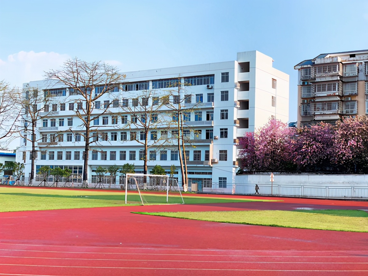 柳州市技工学校助力学生就业有绝招