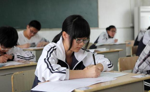 高三的三次模考有何不同？为何二模更接近高考？老师告诉你答案