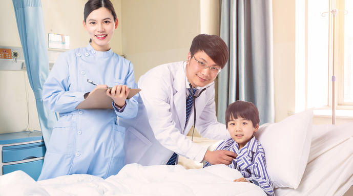 小孩经常尿床是怎么回事？不要担心，这篇文章告诉你