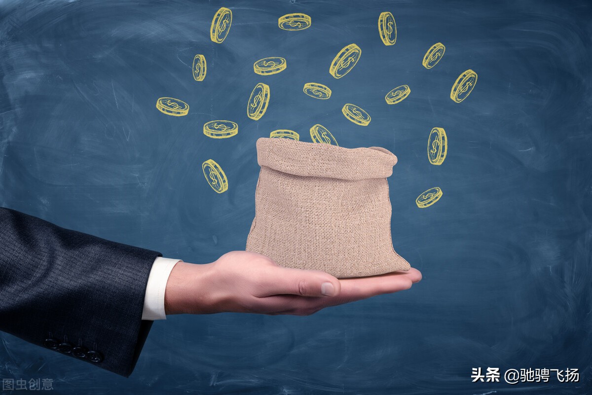 兼职自媒体一年赚了20多万怎么做到的？