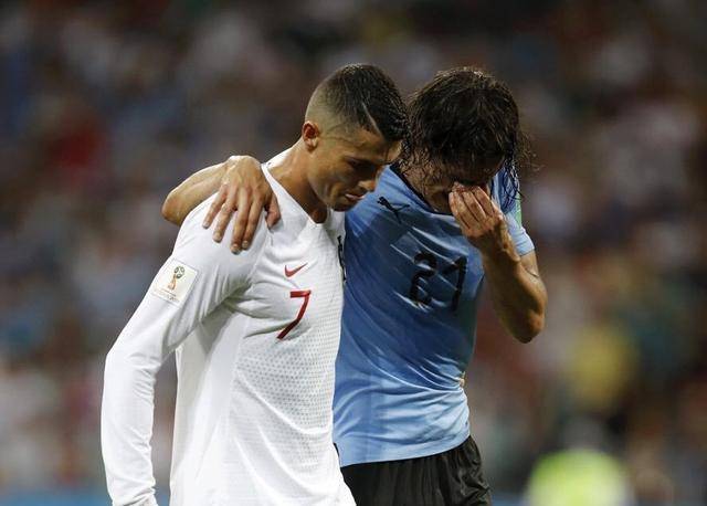 卡瓦尼为什么不能上世界杯（祸不单行！卡瓦尼无缘乌拉圭国家队，中国网友的反应太有趣）