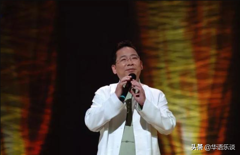 他是第一个上春晚的港台歌手，他把“中国心”唱进了骨子里