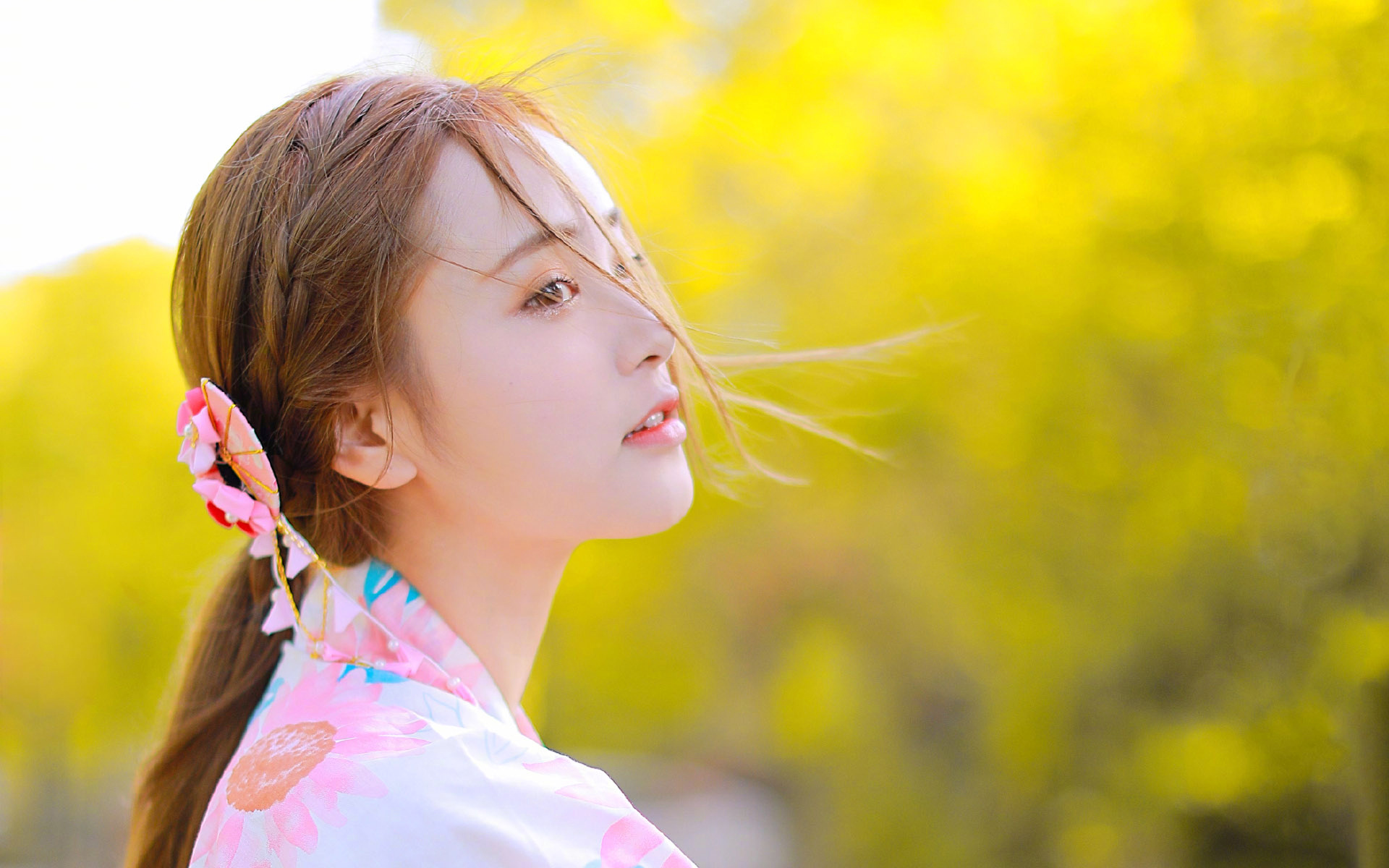 一个温柔贤惠,一个有心机