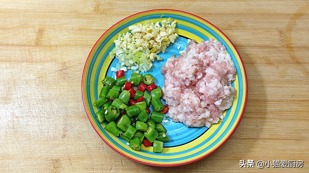 肉末土豆丁的做法（这样做肉末土豆丁大人小孩都爱吃）