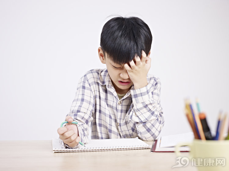 “骨头痛得我睡不着觉”，11岁男孩确诊骨癌，警惕2个早期症状