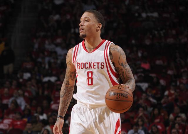 吴柯cba是哪个球队的（小人物影响了NBA历史大势！勇士王朝的建立竟因CBA球员的一肘）