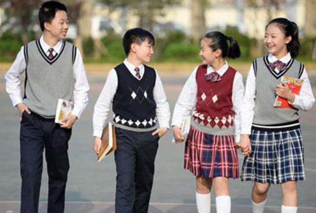 上海一家长真勇敢，竟在学校告知书上签“不同意”，官方给出回应