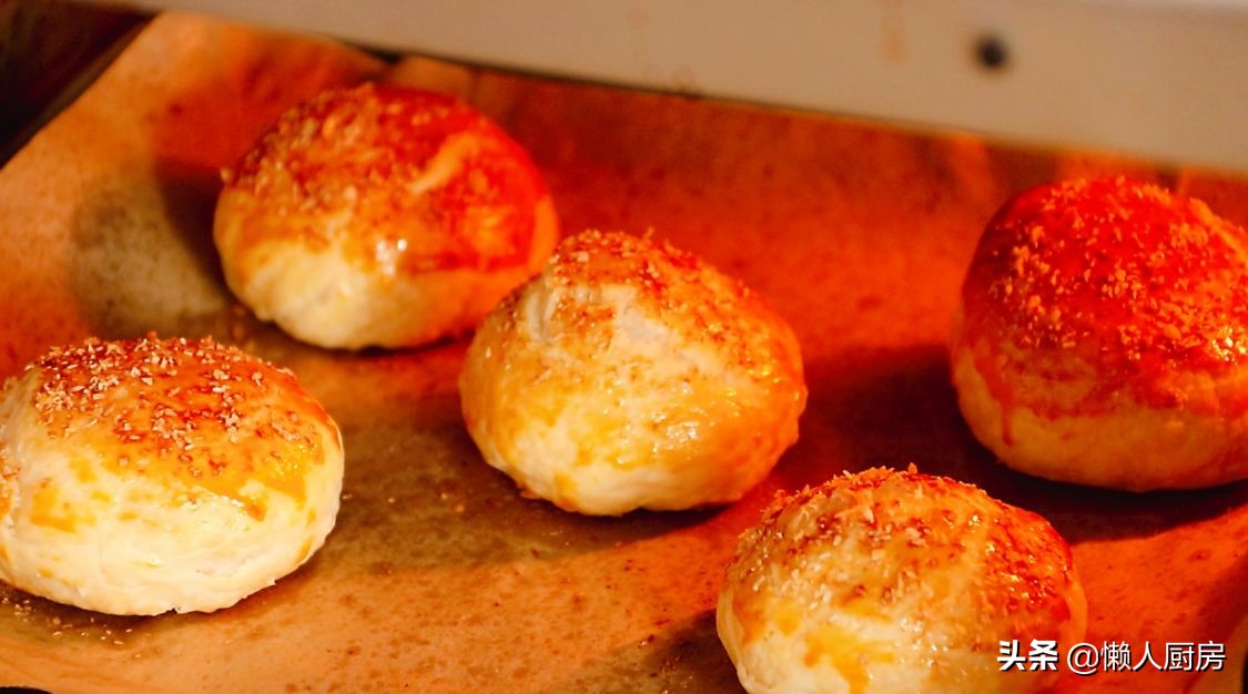 天气越冷，红薯越来越甜，遇到酥皮红薯饼别手软，3张手抓饼搞定