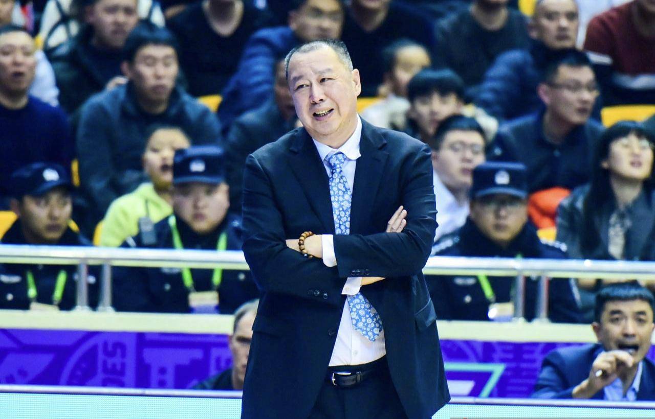 新赛季cba腾讯还直播不（新赛季腾讯不播CBA？隔壁转播水平或令新赛季CBA更加艰难）