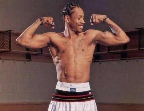 cba為什么身體瘦弱（NBA后衛看似很瘦弱，實則是肌肉男！林書豪肌肉秒殺一大批CBA球員）