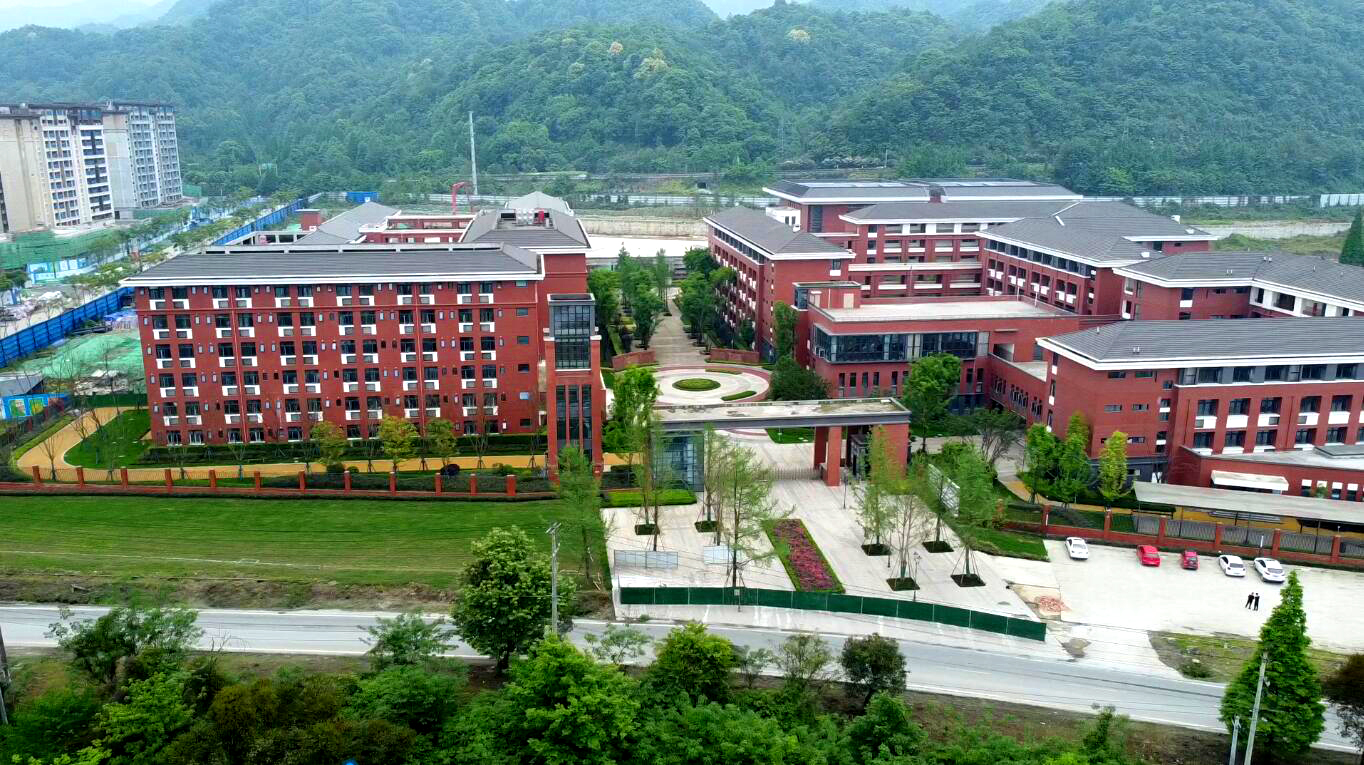 四川省都江堰中学 都江堰中学升学率2022-徐拾记官网